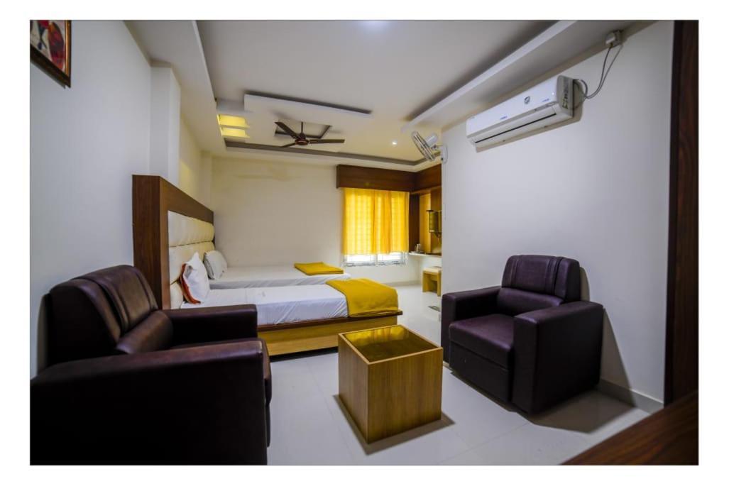 Jrs Residency Vellore Kültér fotó